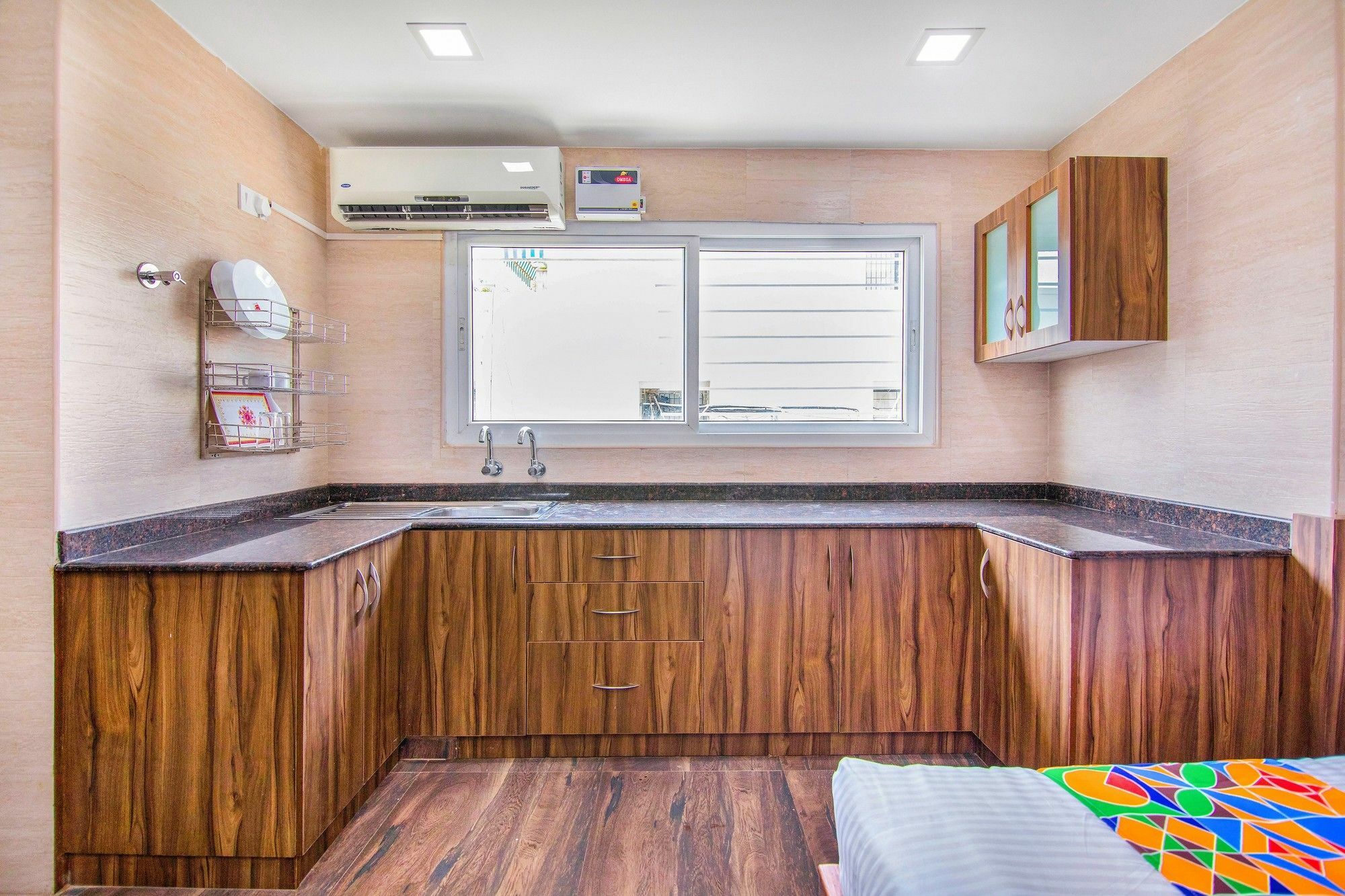 Fabhotel Venkeys Service Apartment Mylapore Chennai Exterior photo