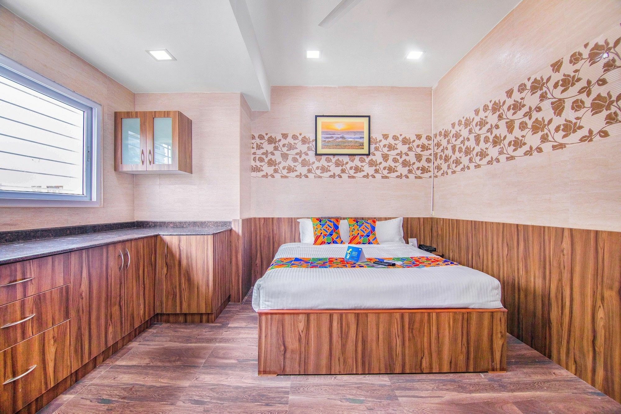 Fabhotel Venkeys Service Apartment Mylapore Chennai Exterior photo
