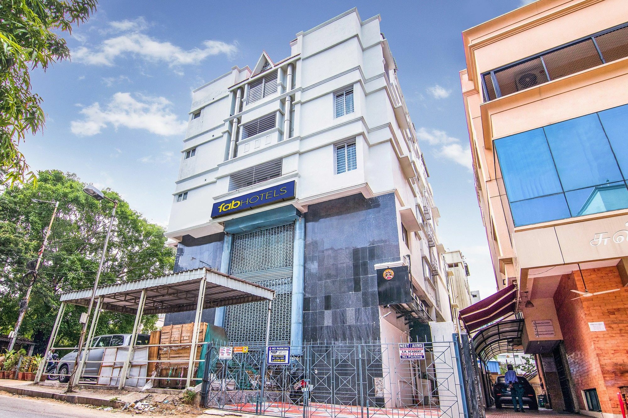 Fabhotel Venkeys Service Apartment Mylapore Chennai Exterior photo
